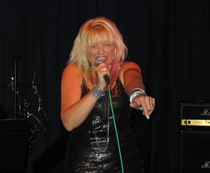Robbin Banx in Concert